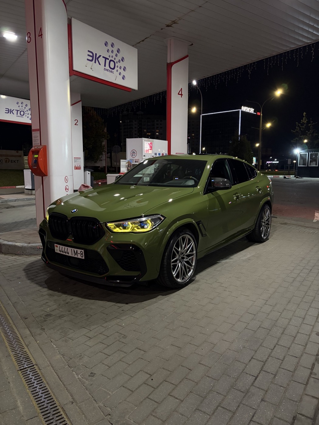 Порошковая покраска серебристых дисков BMW X6 M